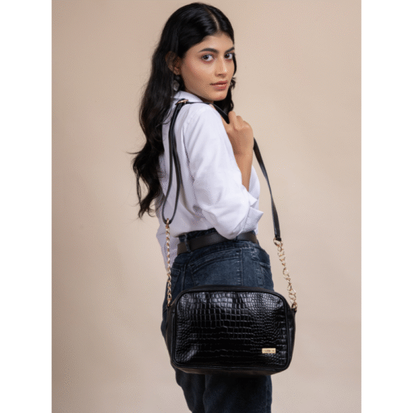 TANN IN Textured Leather Handcrafted Brown Sling Bag for Women – Stylish Shoulder & Crossbody Purse