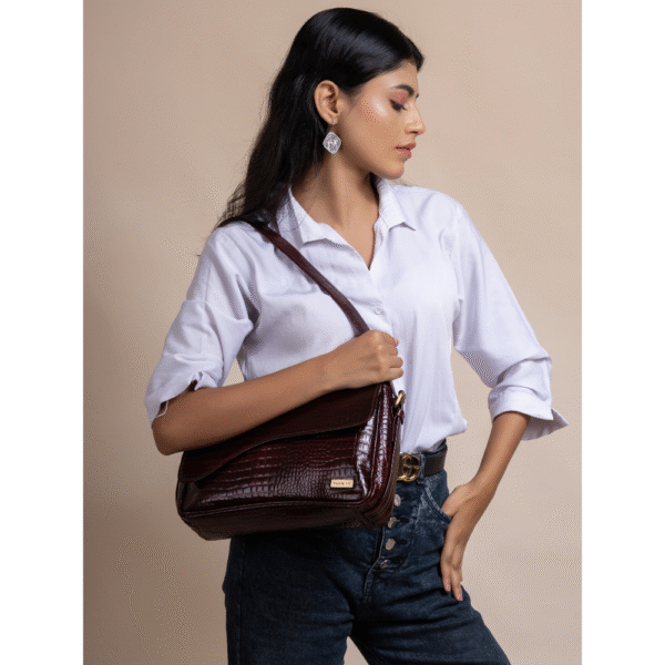 TANN IN Women’s Handcrafted Textured Genuine Leather Black Shoulder Bag – Elegant Crossbody Purse for Office, Casual & Party Use