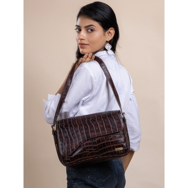 TANN IN Women’s Handcrafted Textured Genuine Leather Black Shoulder Bag – Elegant Crossbody Purse for Office, Casual & Party Use