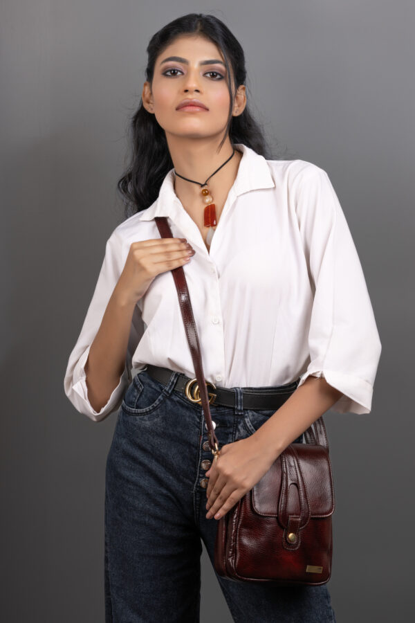 TANN IN Pure Leather Handcrafted Brown Messenger Sling Bag for Women