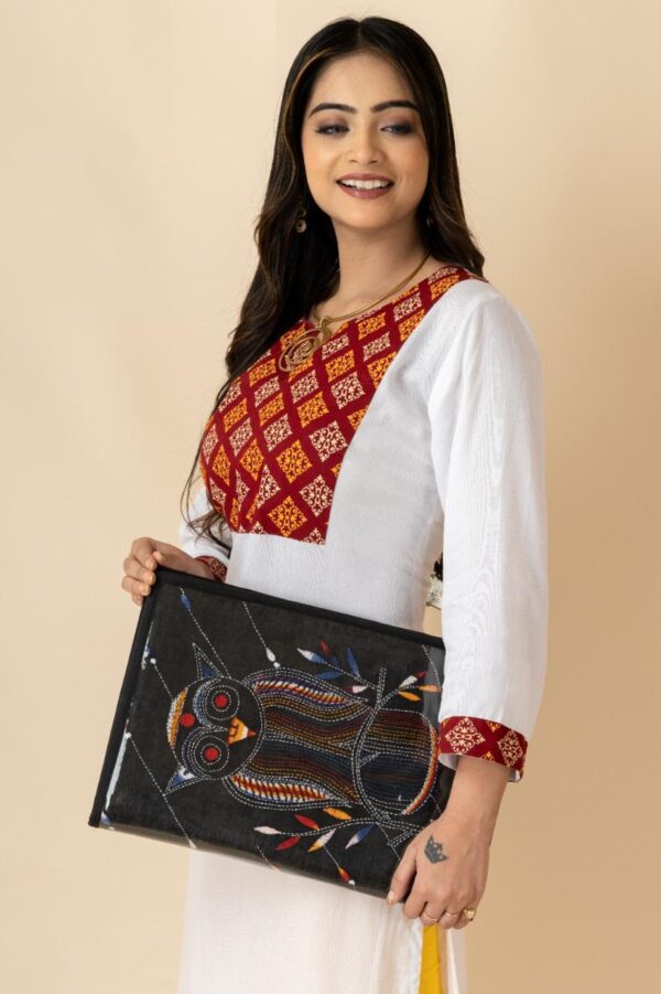 TANN IN Shantiniketan Folder/File (Katha Stitch)