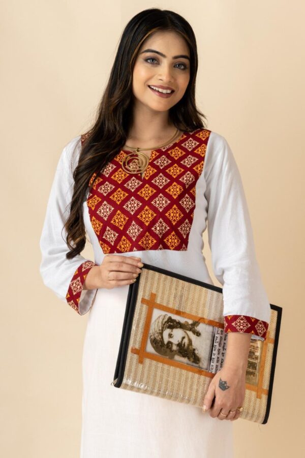 TANN IN Shantiniketan Folder/File (Katha Stitch)