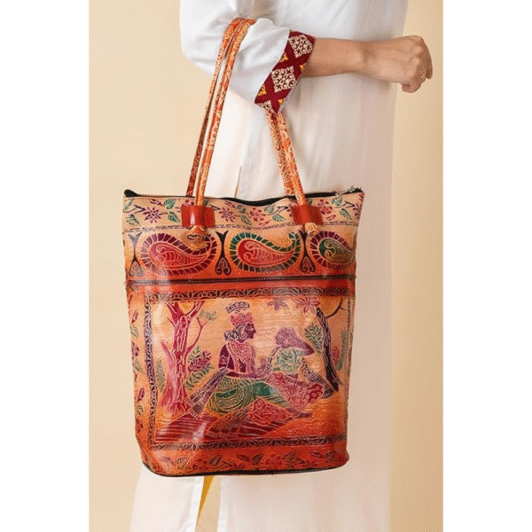 TANN IN Shantiniketan Leather Shoulder bag for Women Multicolor